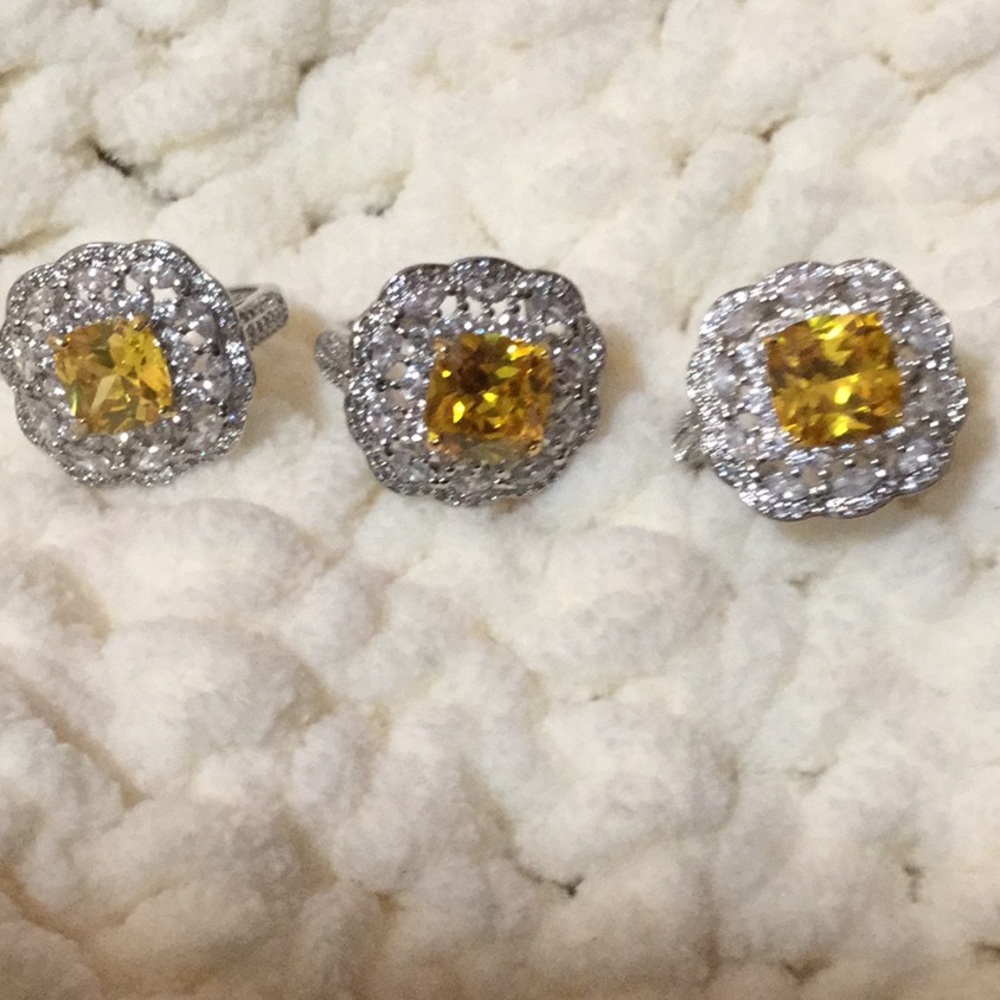 CZ sparkle party ring makes beautiful gift so pretty! PRICE IS FINAL LIMITED #